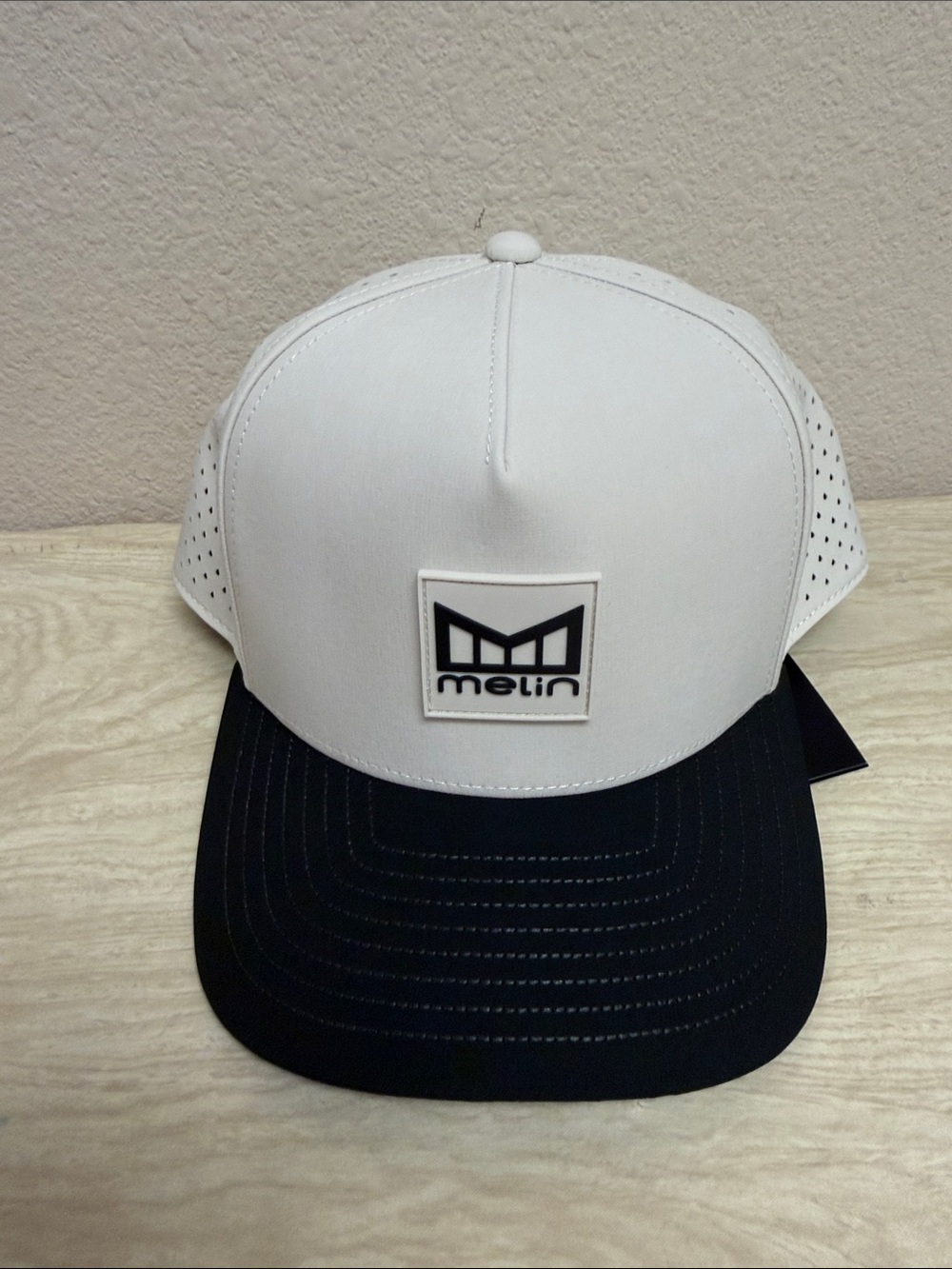 MELIN ODYSEA STACKED WHITE/DARK GREY